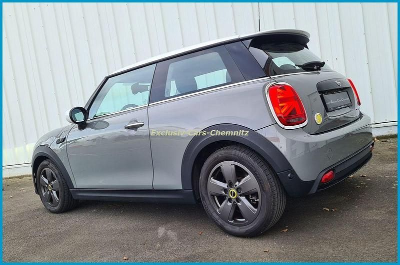 Gebraucht Mini Cooper SE Sport 135 kW (184 PS) 2022 Grau Kleinwagen