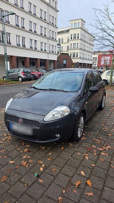 Grau Gebraucht 2009 Fiat Grande Punto Dynamic Kleinwagen | 3.500 € (Guter Preis) - Bild 1/4