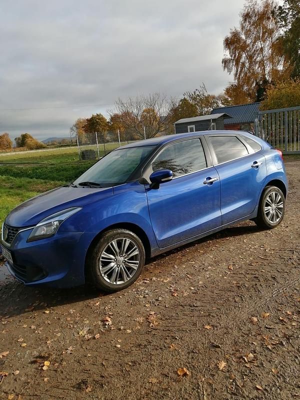 Gebraucht Suzuki Baleno Comfort 112 PS (82 kW) 2017 Blau Limousine