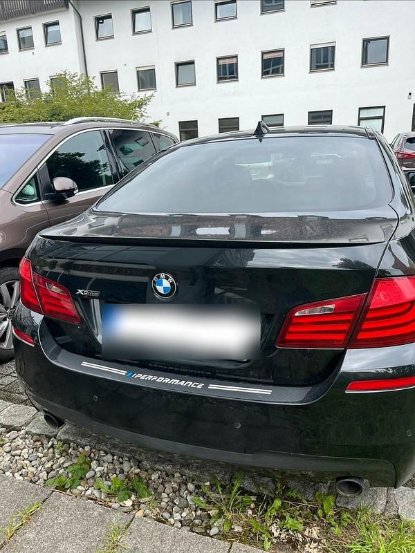 Second-hand BMW 535 313 CP (230 kW) 2012 Negru Berlinǎ