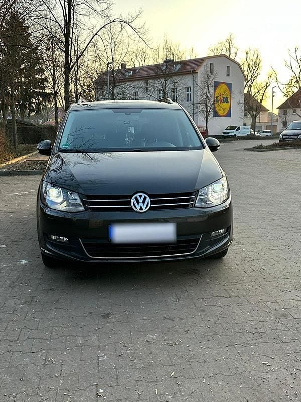 Gebraucht VW Sharan 177 PS (130 kW) 2014 Braun Van / Kleinbus