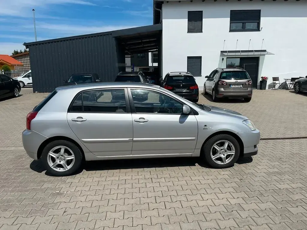 Gebraucht Toyota Corolla Sol 110 PS (80 kW) 2004 Silber Limousine