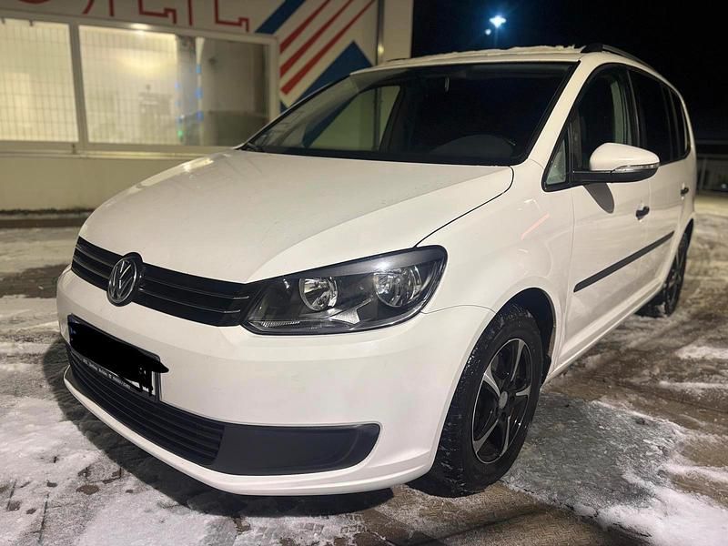 Weiß Gebraucht 2013 VW Touran Van / Kleinbus | 5.950 € (Superpreis) - Bild 1/4