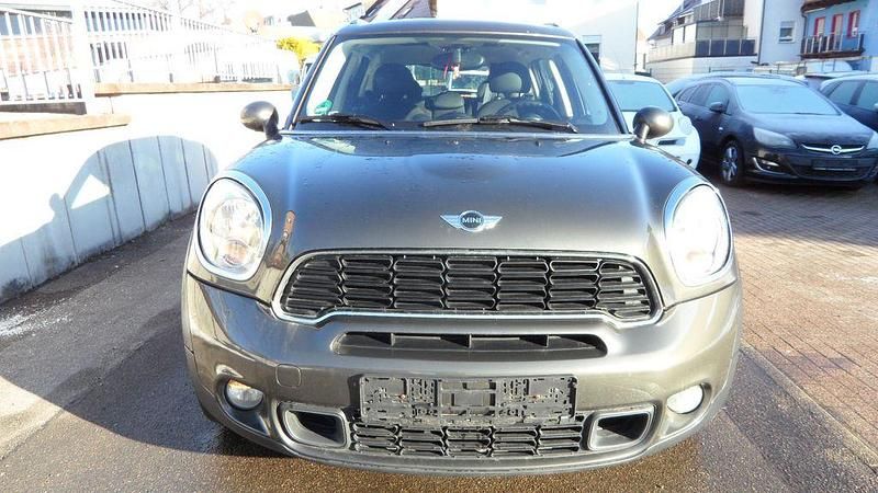 Grau Gebraucht 2012 Mini Cooper SD Countryman SUV | 7.499 € (Guter Preis) - Bild 1/4