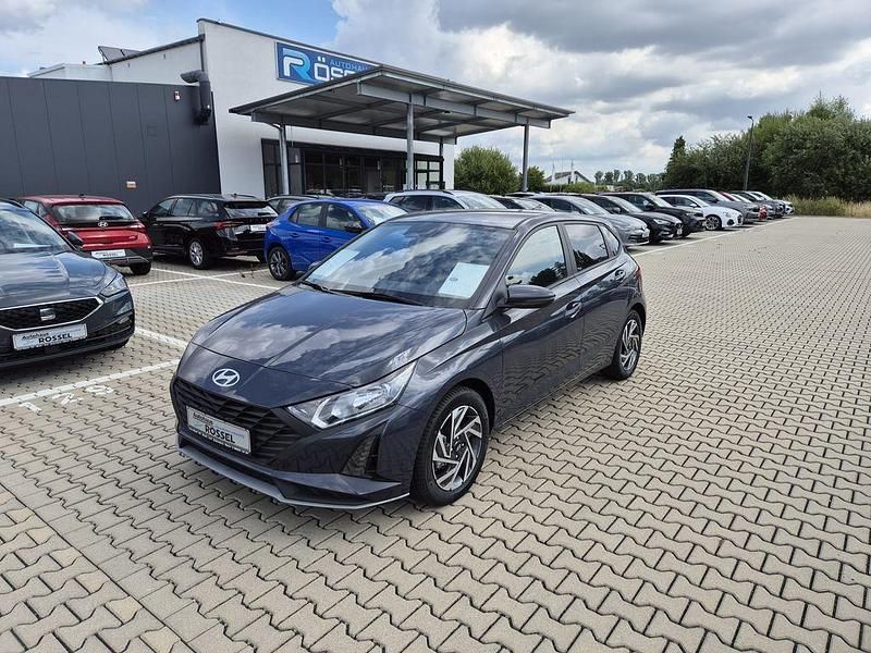 Weiß Neu 2025 Hyundai i20 Edition Limousine | 17.990 € (Fairer Preis) - Bild 1/4