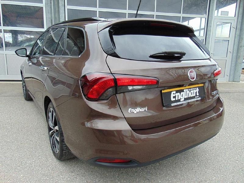Gebraucht Fiat Tipo Business 120 PS (88 kW) 2019 Braun Kombi