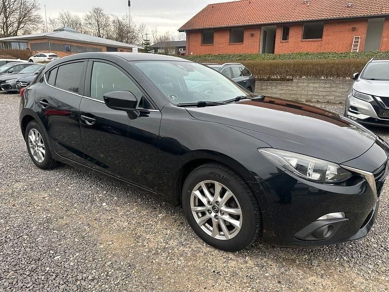 Gebraucht Mazda 3 Active 120 PS (88 kW) 2016 Schwarz Limousine