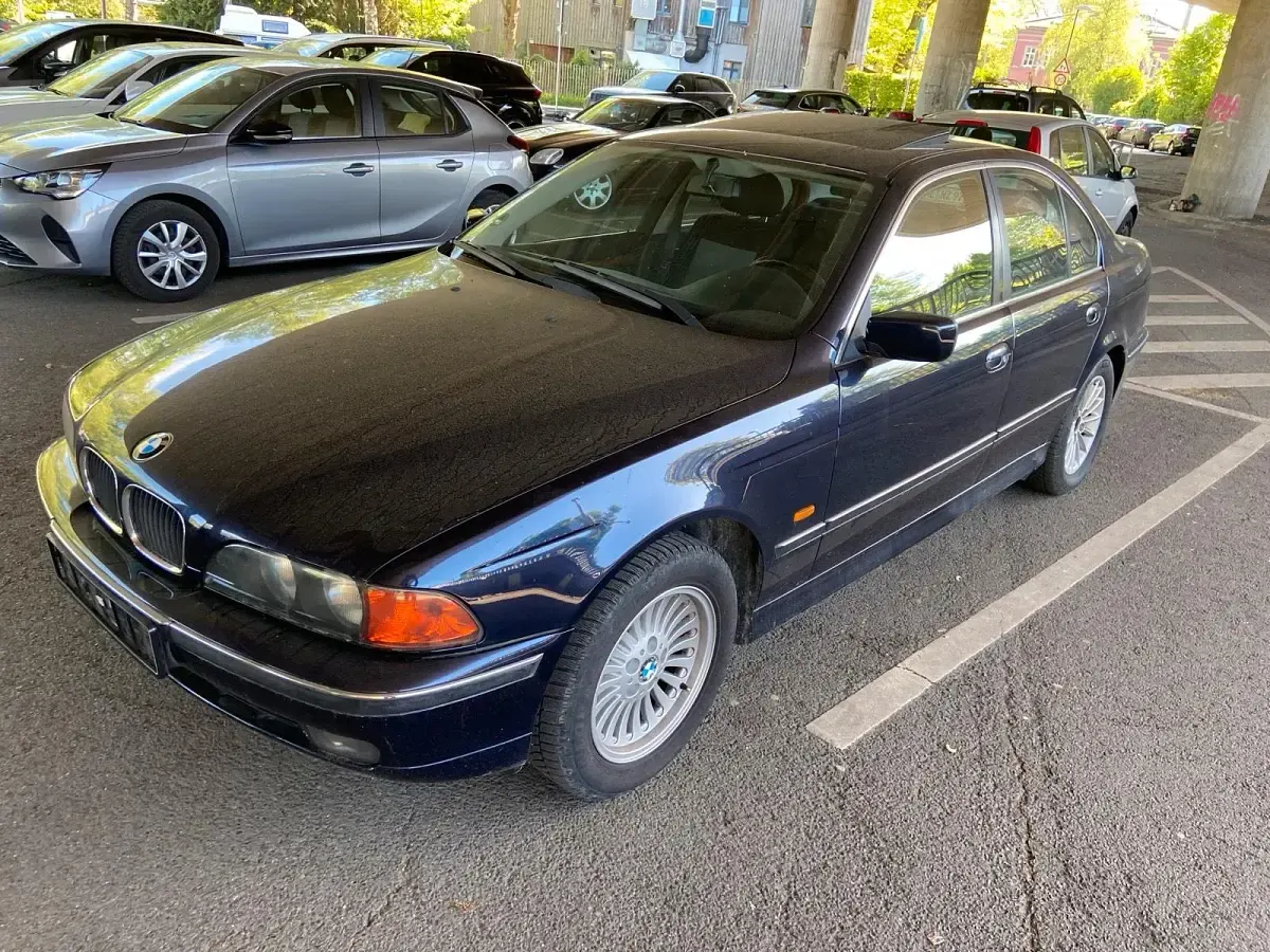Gebraucht BMW 520 150 PS (110 kW) 1998 Blau Limousine