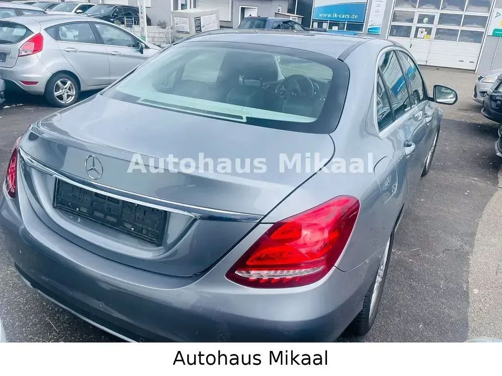 Gebraucht Mercedes C220 170 PS (125 kW) 2016 Palladiumsilber Limousine