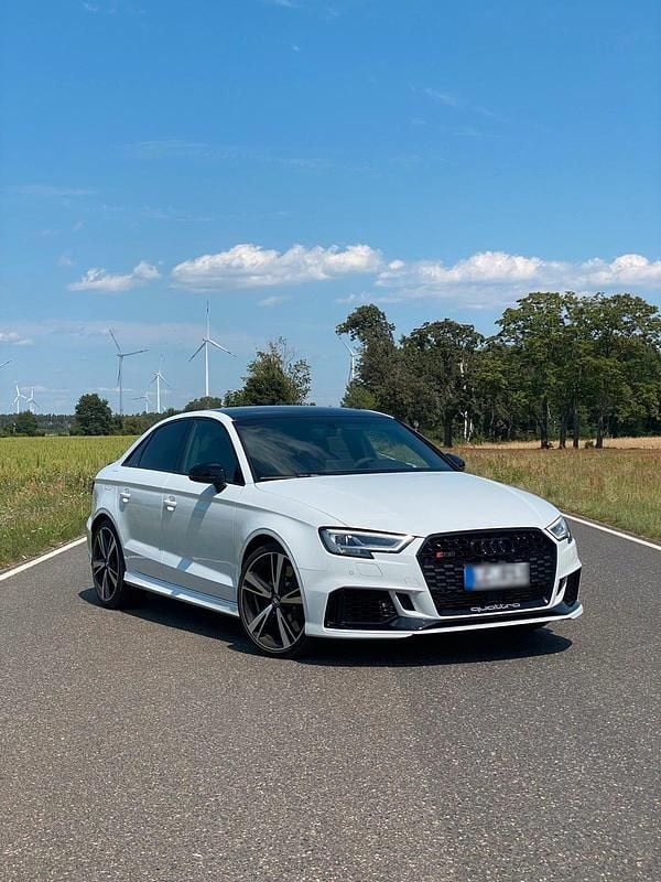 Second-hand Audi RS3 Performance 400 CP (294 kW) 2020 Alb Berlinǎ