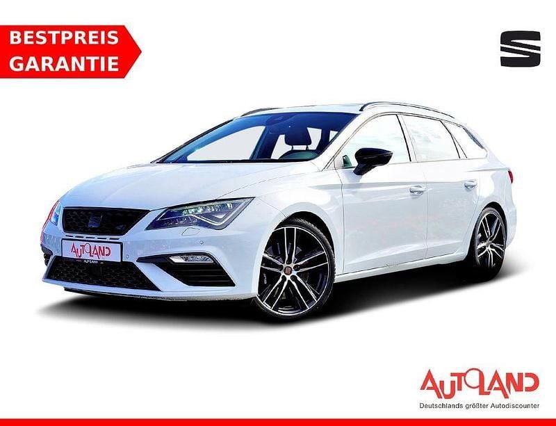 Weiß Gebraucht 2020 Cupra Leon Limousine | 27.950 € (Fairer Preis) - Bild 1/4