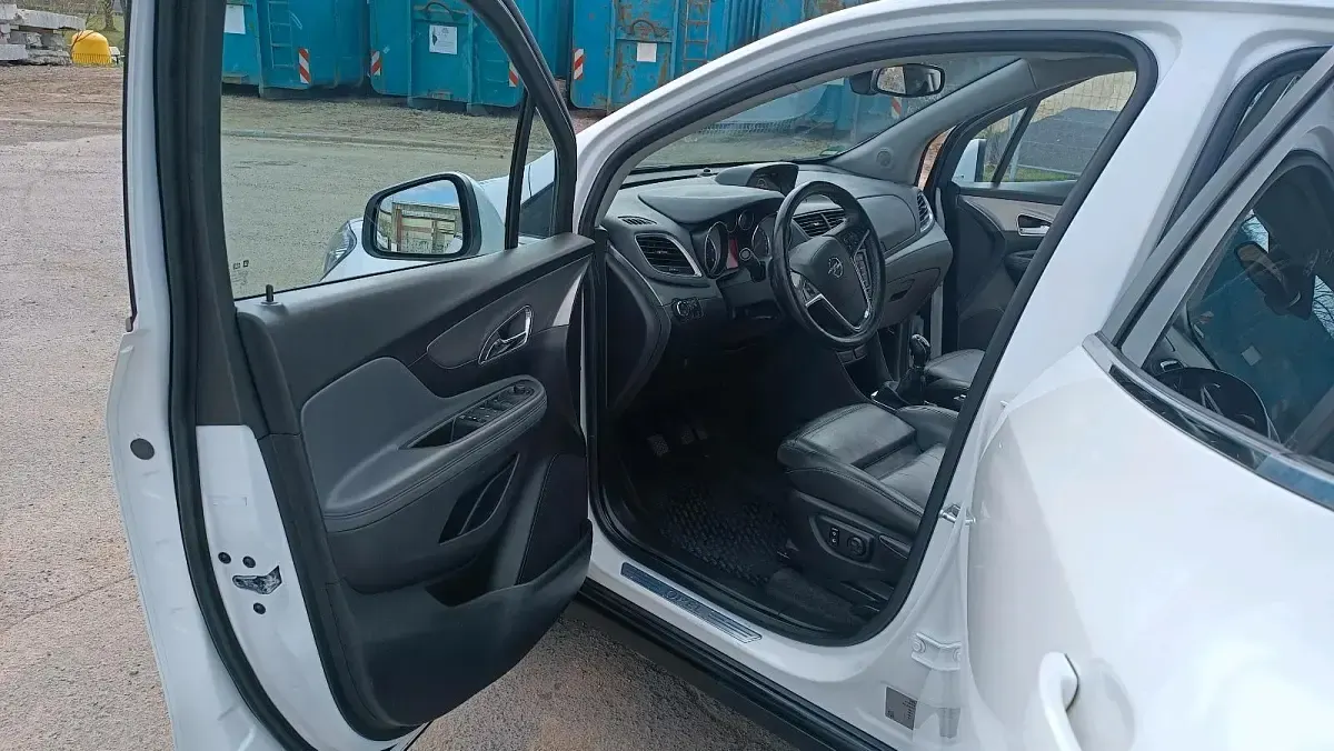 Gebraucht Opel Mokka 136 PS (100 kW) 2015 Weiß SUV