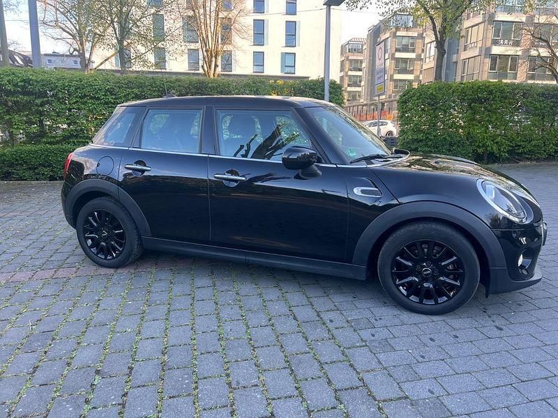 Gebraucht Mini ONE 102 PS (75 kW) 2020 Schwarz Kleinwagen