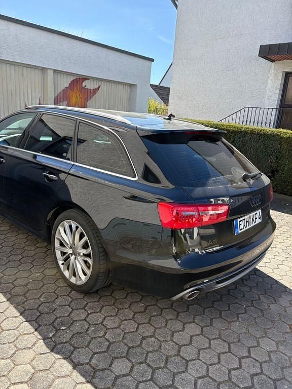 Gebraucht Audi A6 Sport 204 PS (150 kW) 2013 Schwarz Kombi