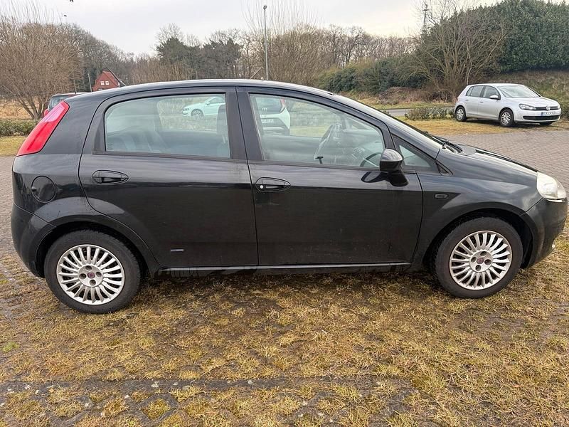 Gebraucht Fiat Punto 79 PS (58 kW) 2008 Schwarz Kleinwagen