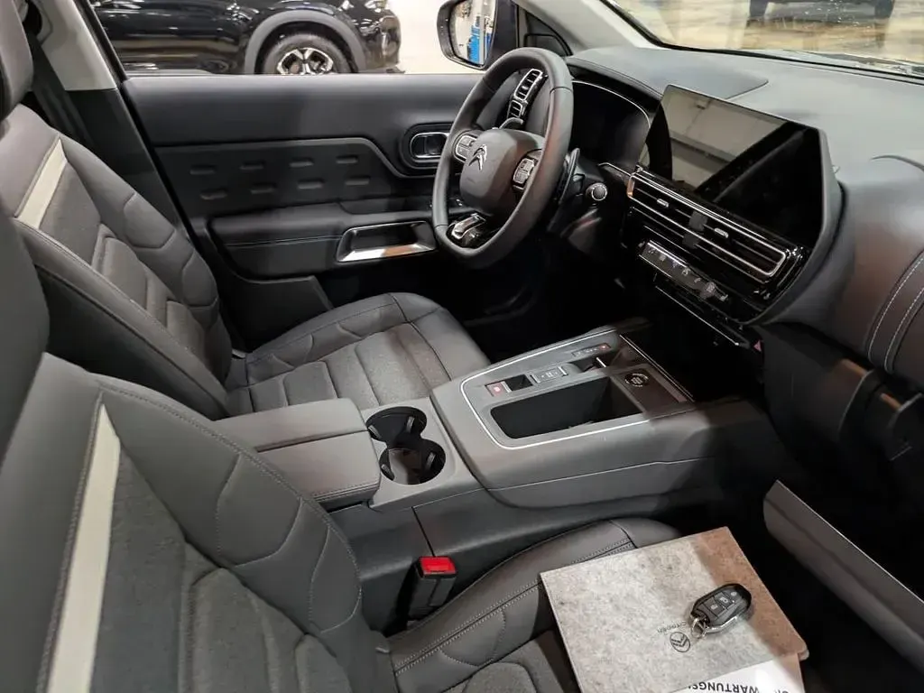 Gebraucht Citroën C5 131 PS (96 kW) 2025 Grau Limousine