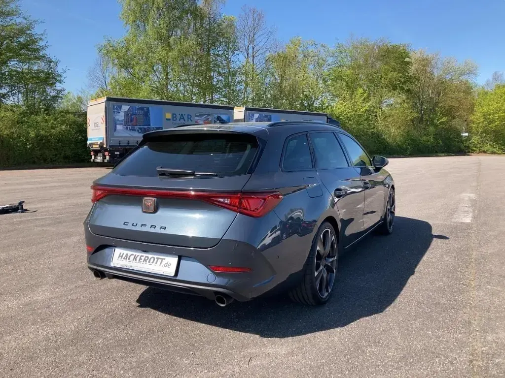 Occasion Cupra Leon VZ 245 ch (180 kW) 2024 Gris Berline