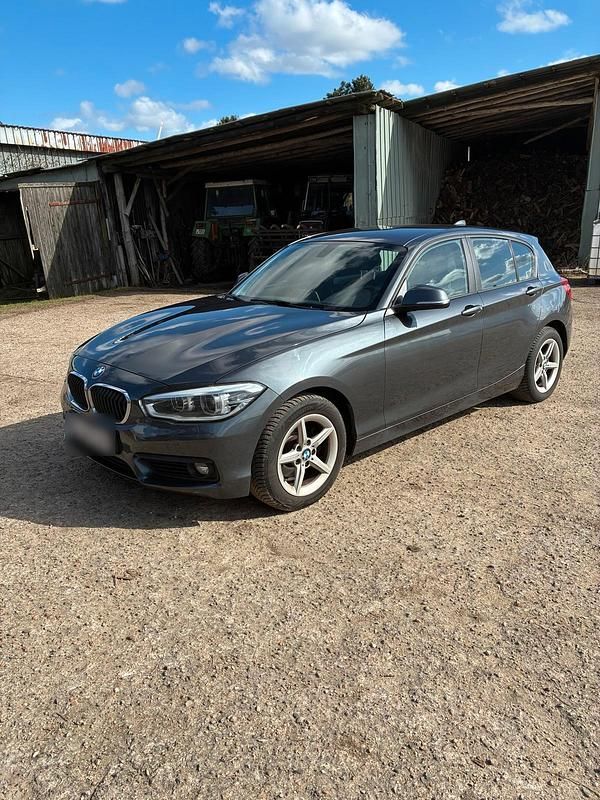 Gebraucht BMW 120 190 PS (139 kW) 2016 Grau Kleinwagen