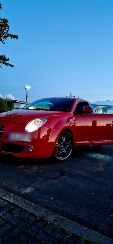 Rot Gebraucht 2009 Alfa Romeo MiTo Kleinwagen | 6.100 € (Teuer) - Bild 1/4