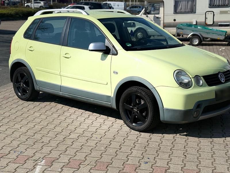 Gebraucht VW Polo Cross 75 PS (55 kW) 2005 Grün Kleinwagen
