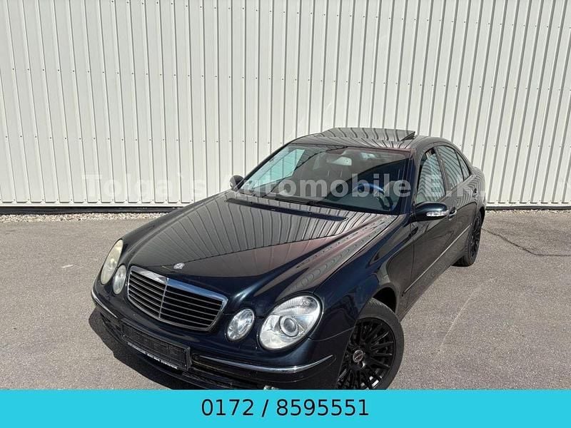 Schwarz Gebraucht 2004 Mercedes E500 Limousine | 3.890 € - Bild 1/4