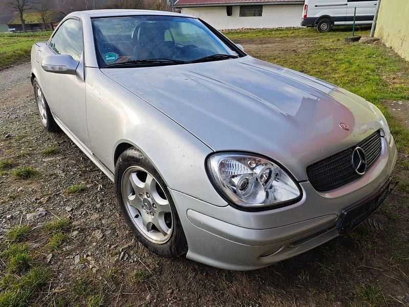 Silber Gebraucht 2002 Mercedes SLK200 Cabrio | 3.950 € (Guter Preis) - Bild 1/4