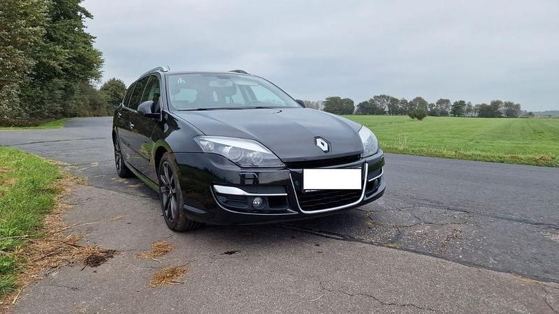 Gebraucht Renault Laguna GrandTour GT 173 PS (127 kW) 2013 Grau Kombi