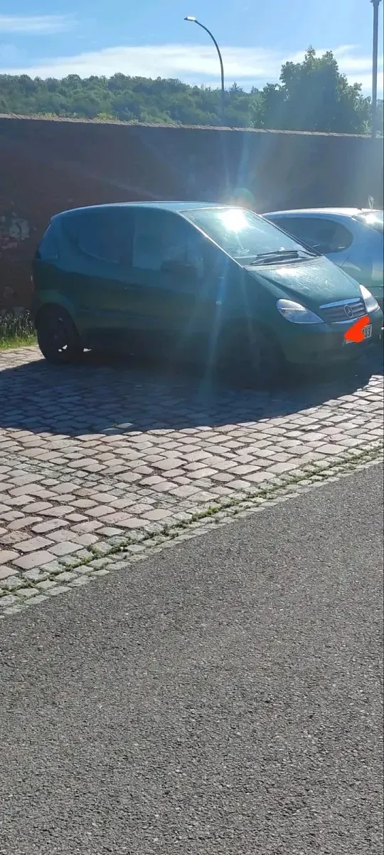 Gebraucht Audi A4 82 PS (60 kW) 1999 Grün Kleinwagen