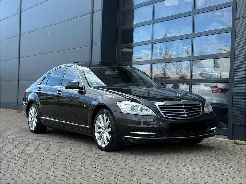 Gebraucht Mercedes S350 258 PS (189 kW) 2011 Schwarz Limousine