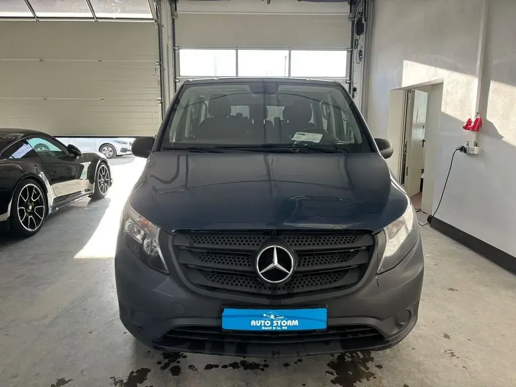 Gebraucht Mercedes Vito 136 PS (100 kW) 2020 Stahlblau Van