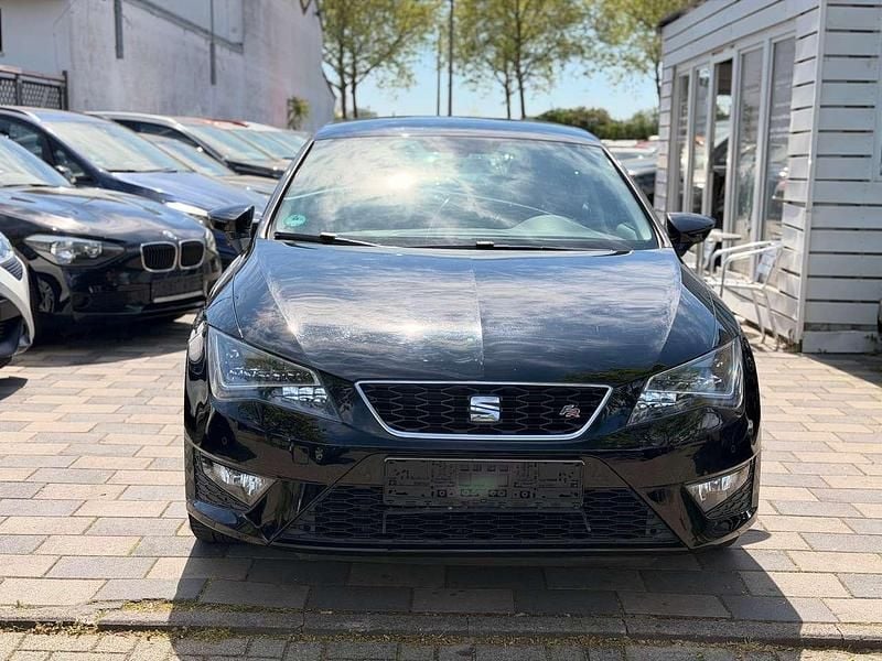 Usata Seat Leon FR 150 CV (110 kW) 2016 Nero Utilitaria