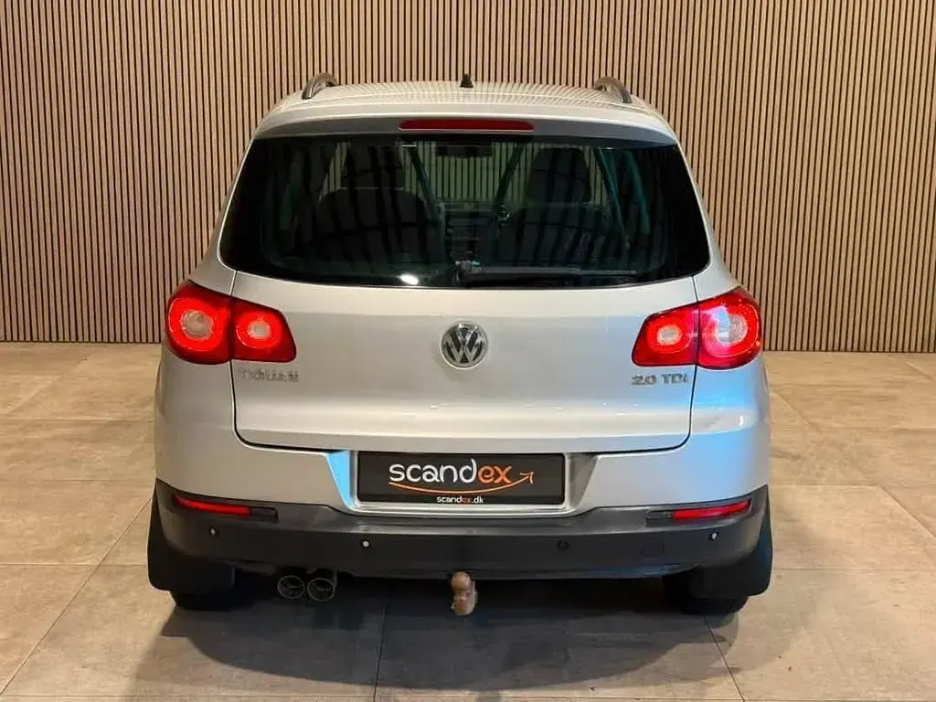Gebraucht VW Tiguan 140 PS (102 kW) 2008 Silber SUV