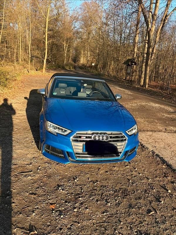 Gebraucht Audi S3 Cabriolet 300 PS (220 kW) 2019 Blau Cabrio
