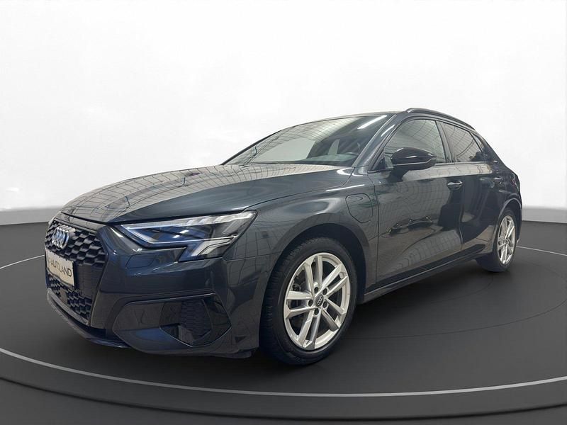 Gebraucht Audi A3 Sportback e-tron Advanced Plus 204 PS (150 kW) 2020 Manhattangrau Kleinwagen