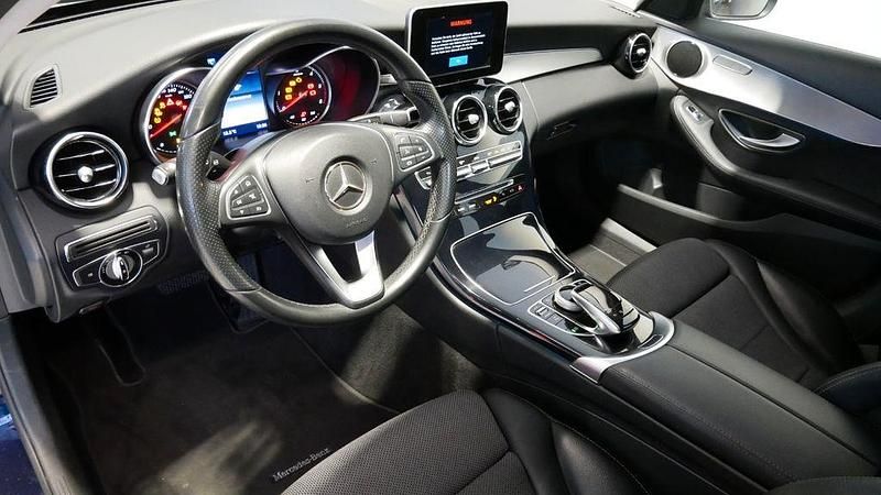 Gebraucht Mercedes C250 204 PS (150 kW) 2016 Blau Kombi