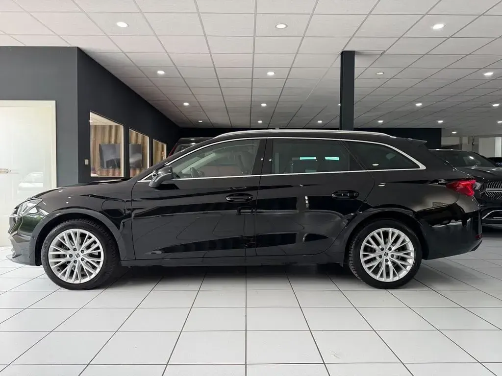 Gebraucht Seat Leon XCELLENCE 150 PS (110 kW) 2023 Schwarz Limousine