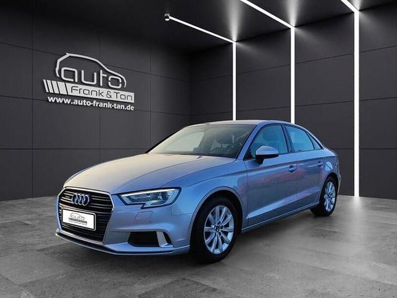 Silber Gebraucht 2017 Audi A3 Sport Limousine | 21.990 € (Fairer Preis) - Bild 1/4