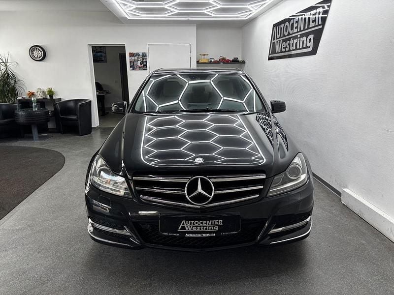 Gebraucht Mercedes C180 156 PS (114 kW) 2012 Schwarz Limousine