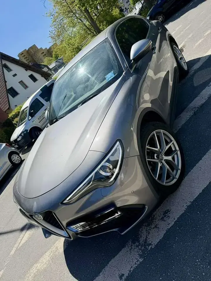 Gebraucht Alfa Romeo Stelvio 280 PS (205 kW) 2017 SUV