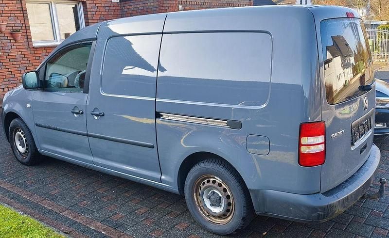 Gebraucht VW Caddy Maxi 102 PS (75 kW) 2013 Grau Van / Kleinbus