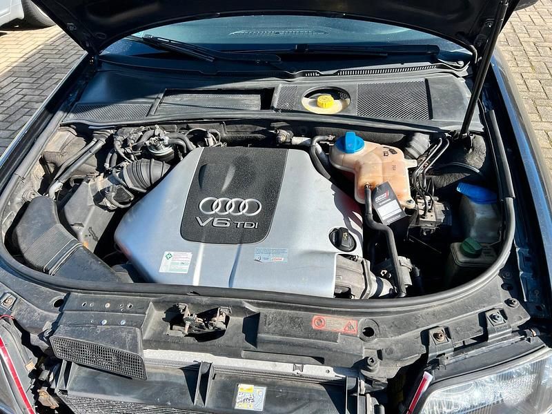 Gebraucht Audi A6 180 PS (132 kW) 2003 Schwarz Kombi