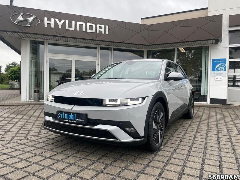 Cyber grey Neu 2025 Hyundai Ioniq 5 Basis SUV | 37.729 € (Guter Preis) - Bild 1/4