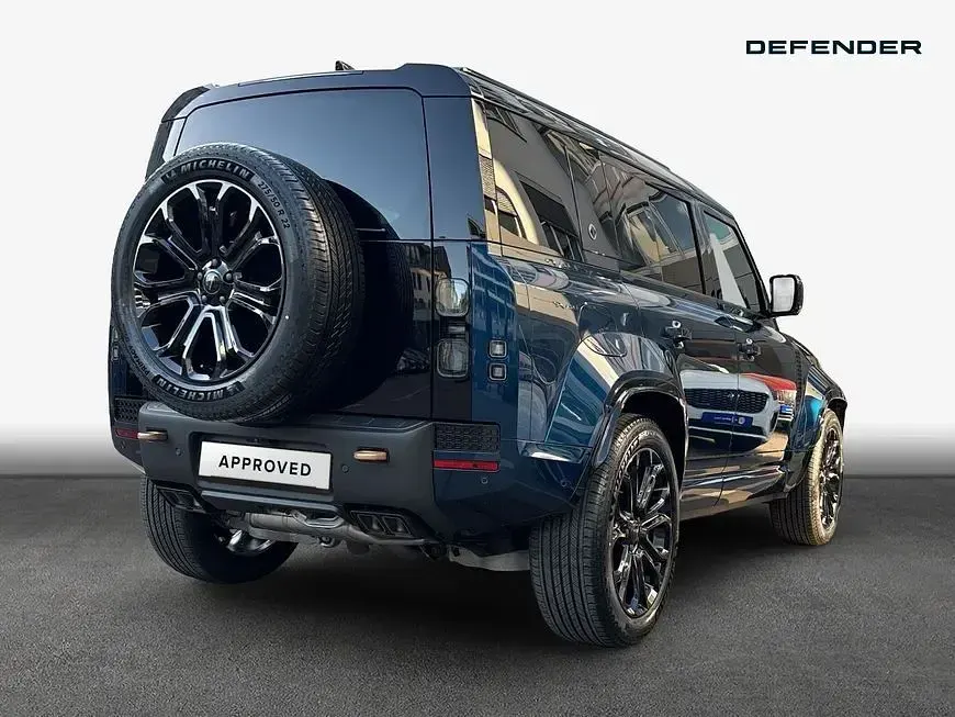 Gebraucht Land Rover Defender 635 PS (467 kW) 2026 Blau SUV
