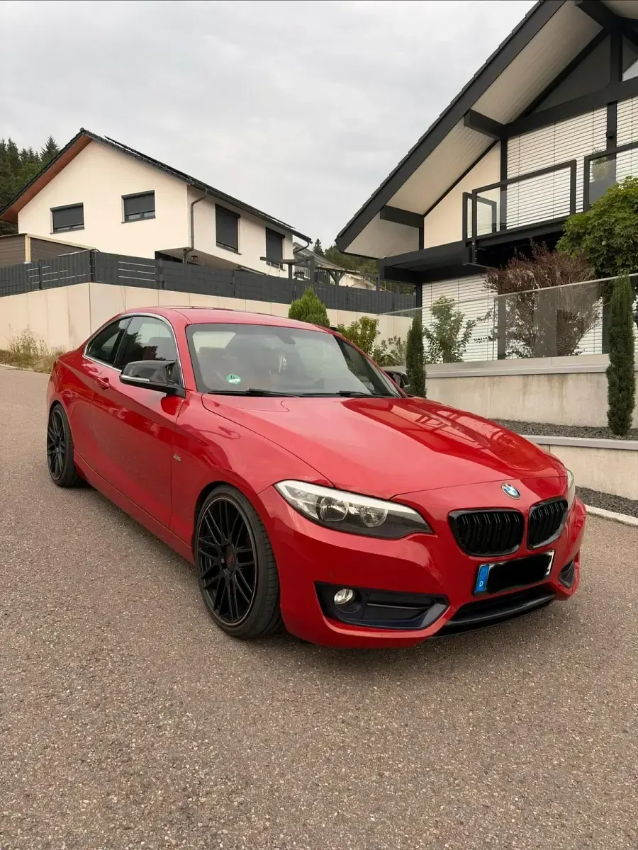 Gebraucht BMW 220 Sport Line 245 PS (180 kW) 2015 Rot Coupé
