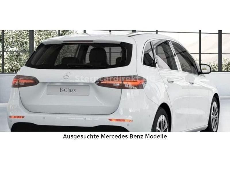 Gebraucht Mercedes 200 150 PS (110 kW) 2025 Polarweiß Limousine
