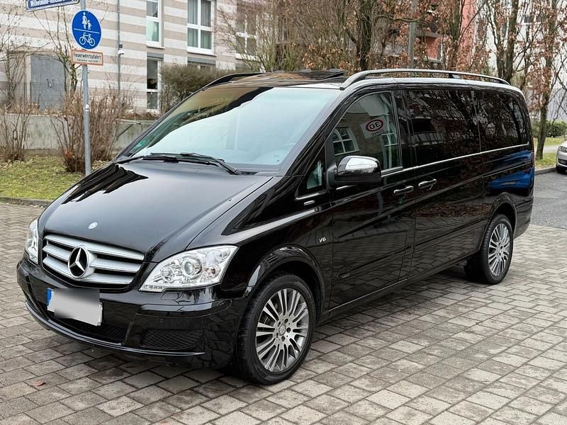 Schwarz Gebraucht 2014 Mercedes Viano Edition Van / Kleinbus | 19.800 € (Superpreis) - Bild 1/4
