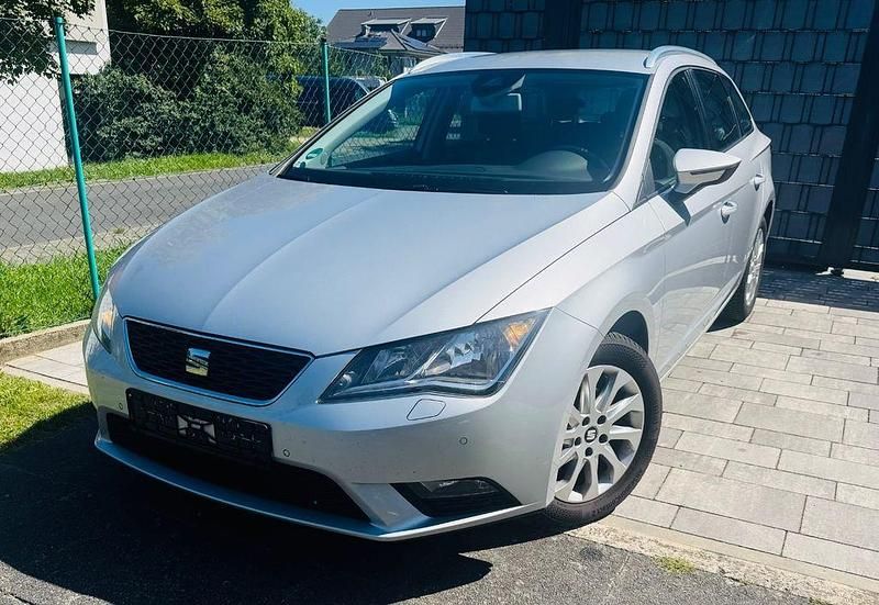 Silber Gebraucht 2016 Seat Leon ST Style Kombi | 8.699 € (Fairer Preis) - Bild 1/4