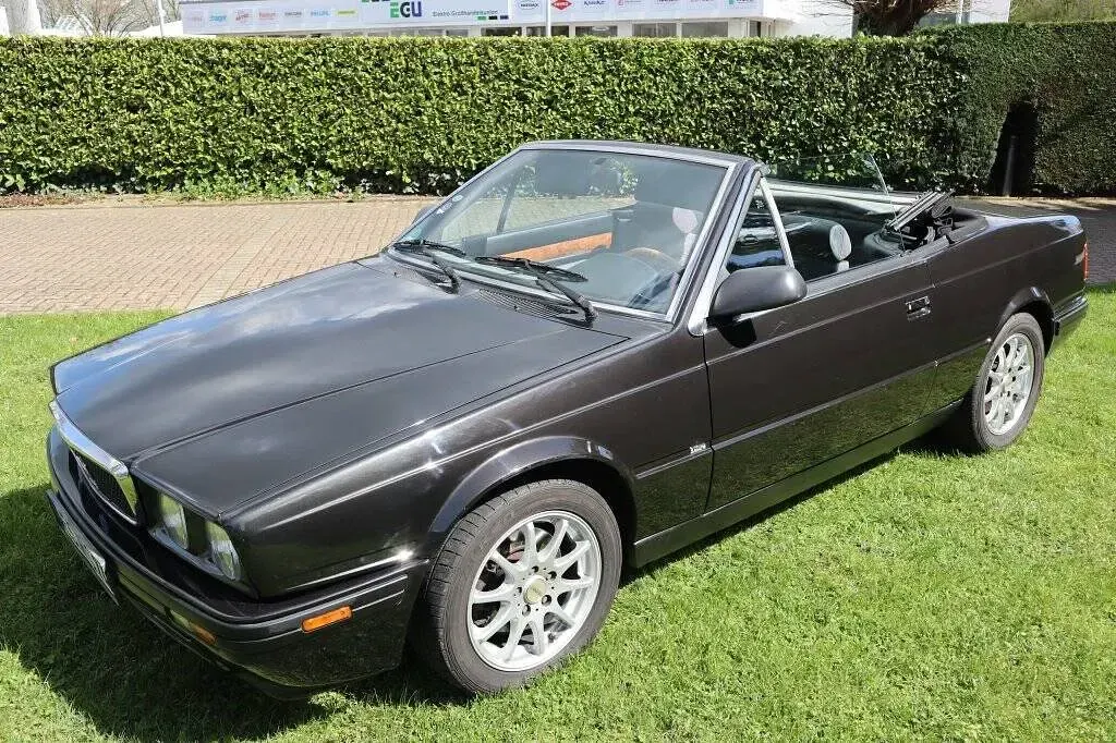 Gebraucht Maserati Spyder 245 PS (180 kW) 1991 Schwarz Cabrio