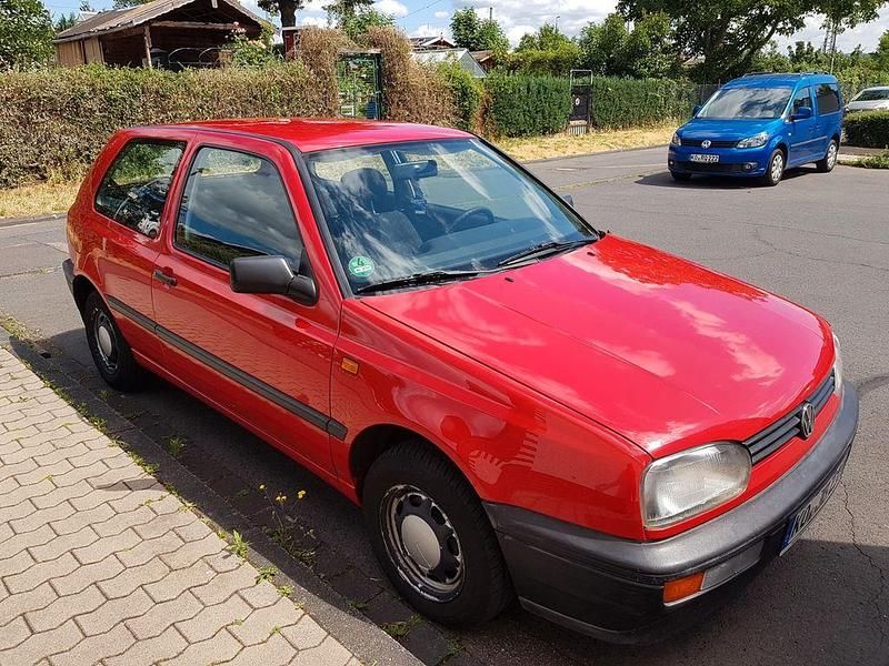Gebraucht VW Golf III 60 PS (44 kW) 1995 Rot Limousine