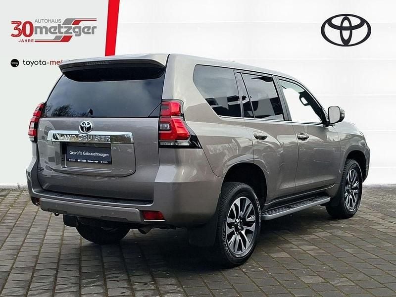 Gebraucht Toyota Land Cruiser Executive 204 PS (150 kW) 2022 Bronze SUV